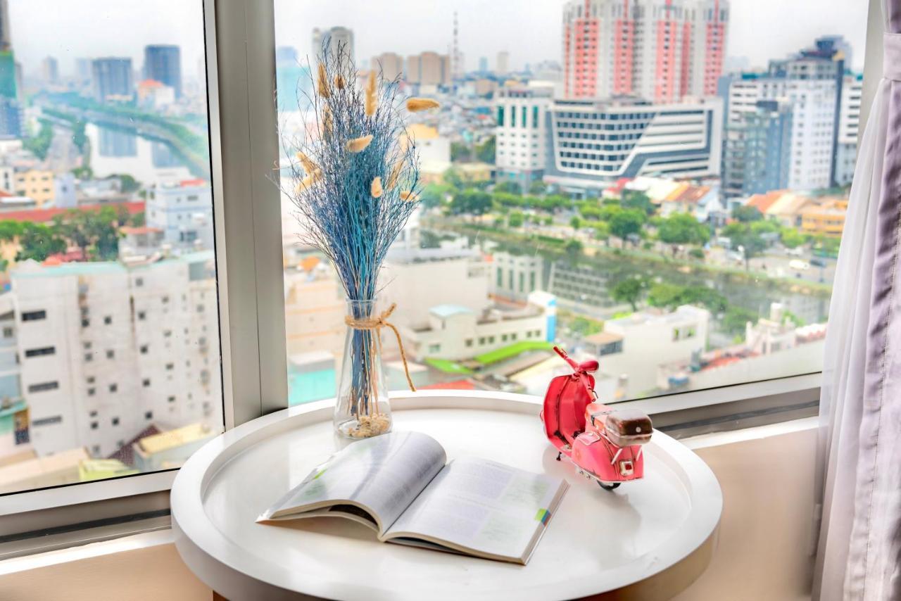 Tripletrees Apartment At Saigon Central - Rivergate Residence District 4 Хошимин Екстериор снимка