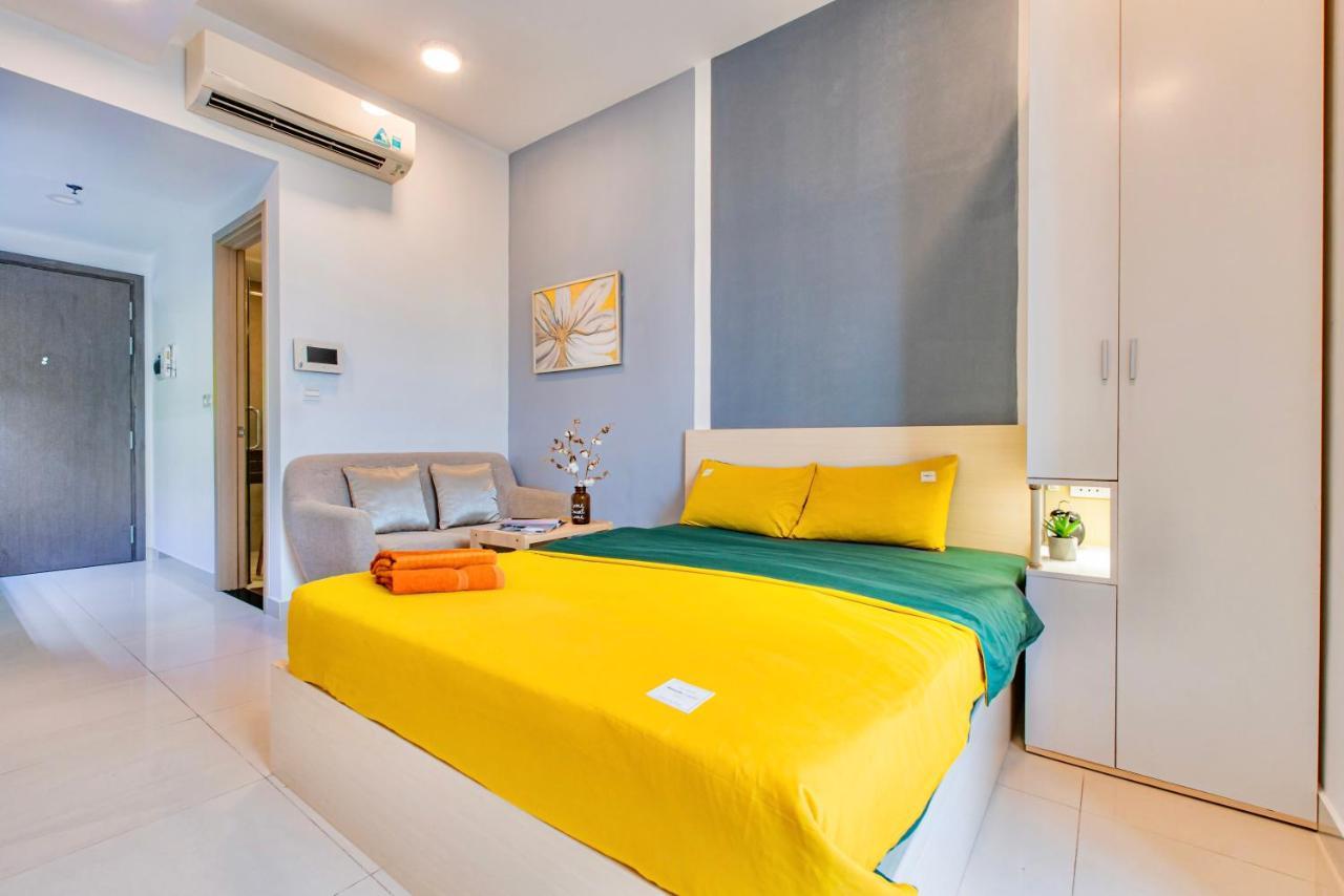 Tripletrees Apartment At Saigon Central - Rivergate Residence District 4 Хошимин Екстериор снимка